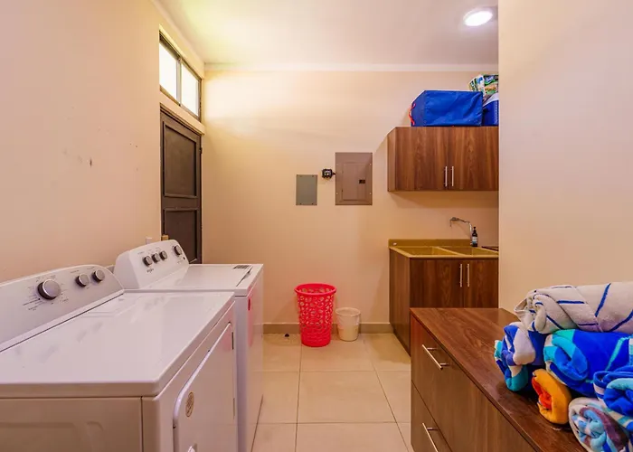Casa Mimi - Beautiful House In Surfside